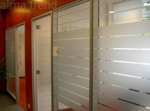 Folia okienna Aslan EL302 mrożone szkło 126cm z klejem kanalikowym